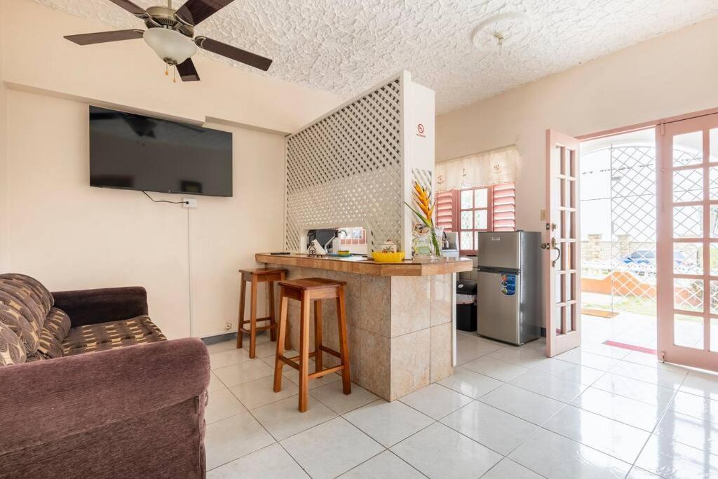 Shaw Park Gem Apt 12A Ocho Rios Exterior foto